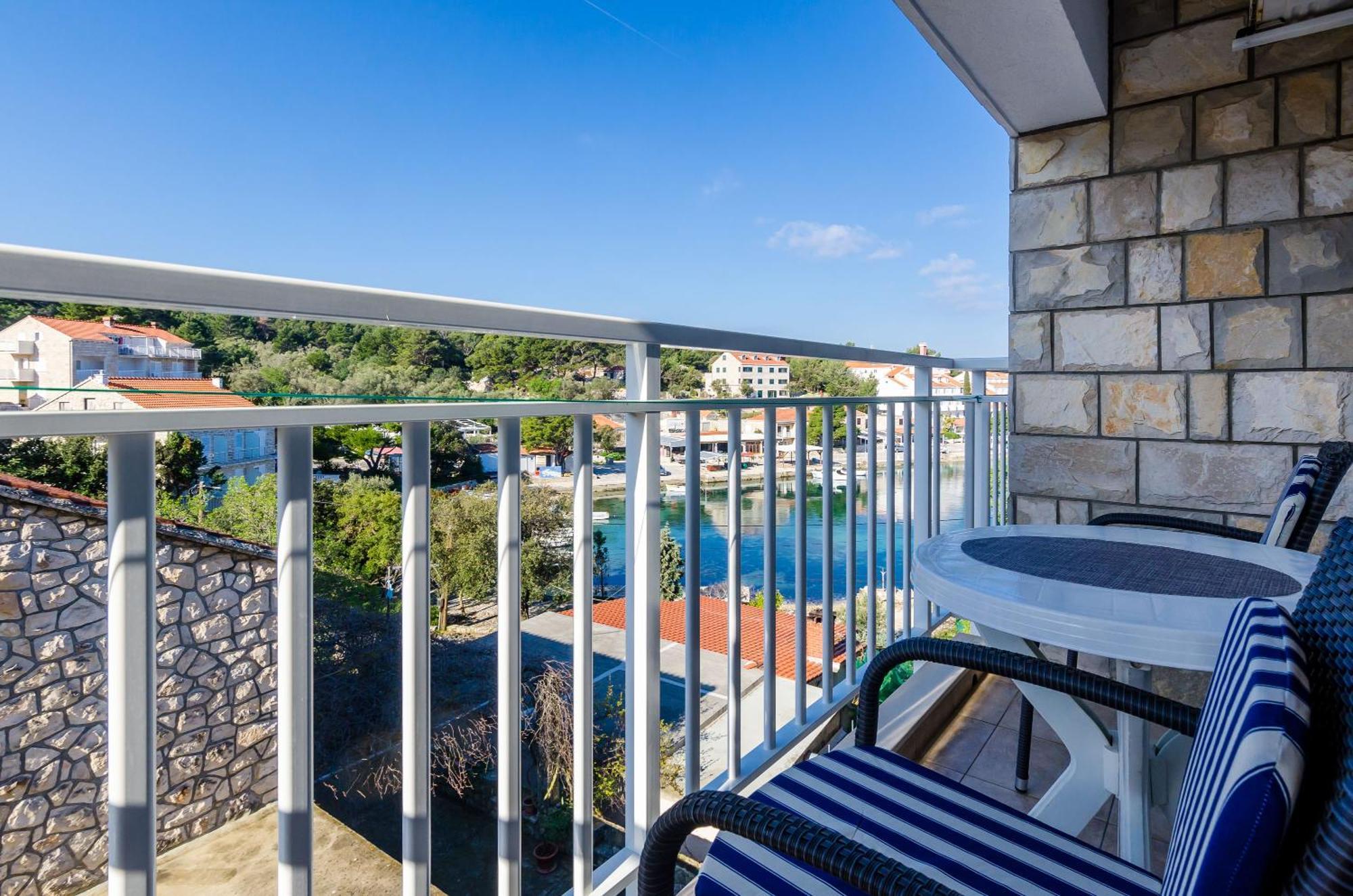 Apartments Lorena Mljet Pomena Kültér fotó